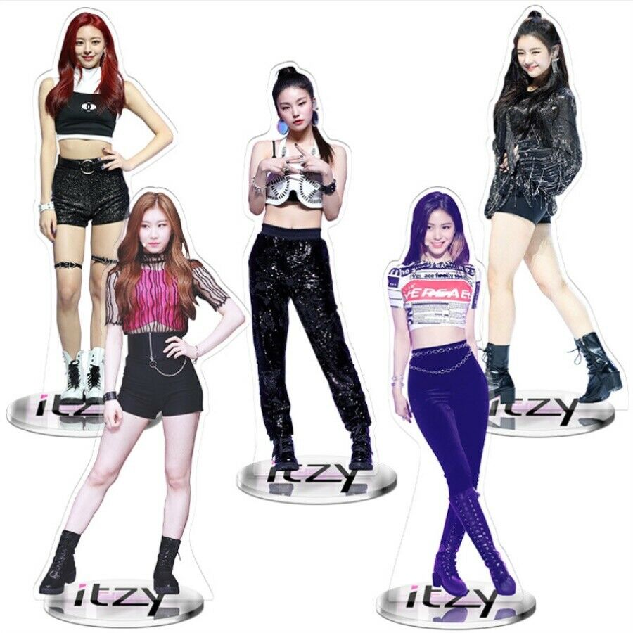 Itzy Acrylic Stand